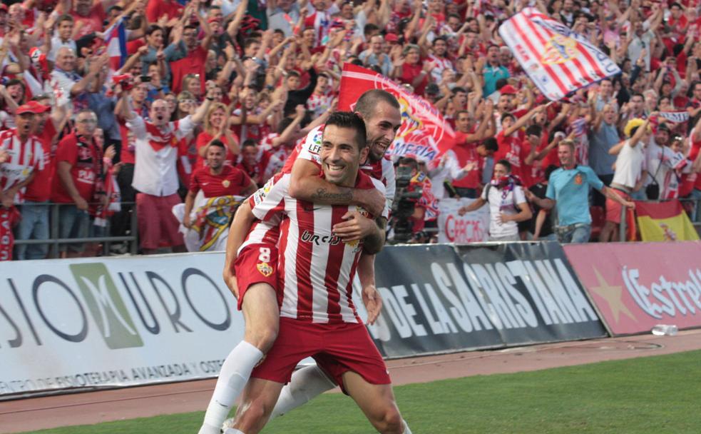 Nhìn nhận phong độ của Almeria cùng Go88