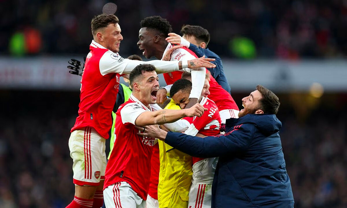 Arsenal đang đứng trên đỉnh cao phong độ_ go88