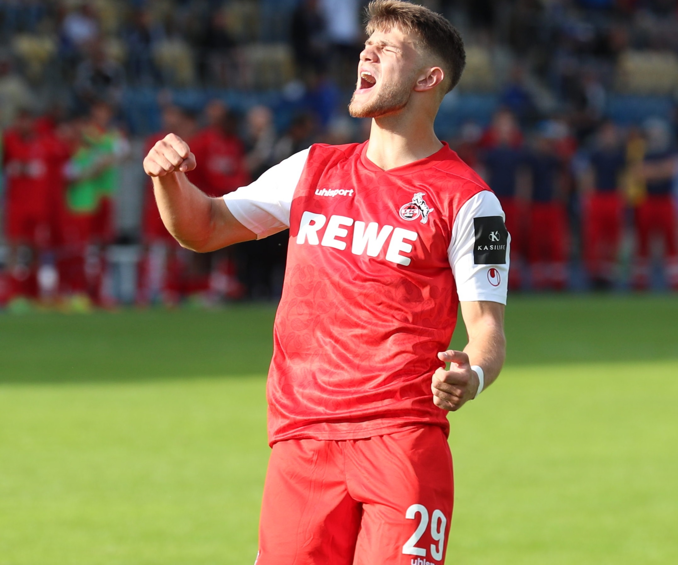 Vị trí thứ 12 không đủ để Koln cạnh tranh với Dortmund_ go88